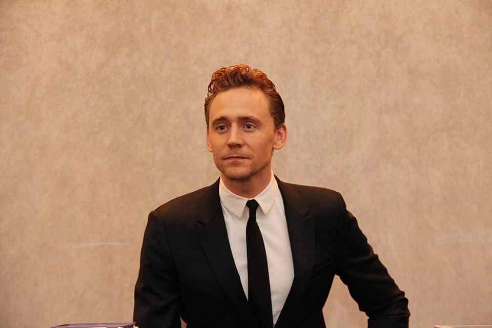 Interview with Tom Hiddleston: Loki Role and More!