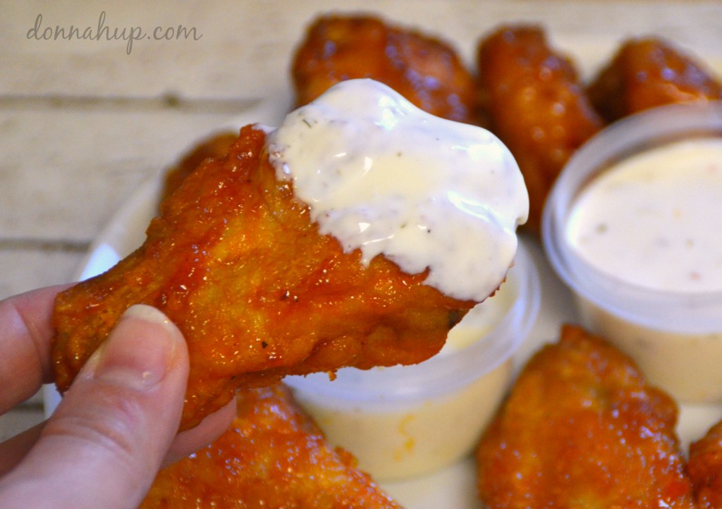 Hot Wings with Chipotle Ranch Dip