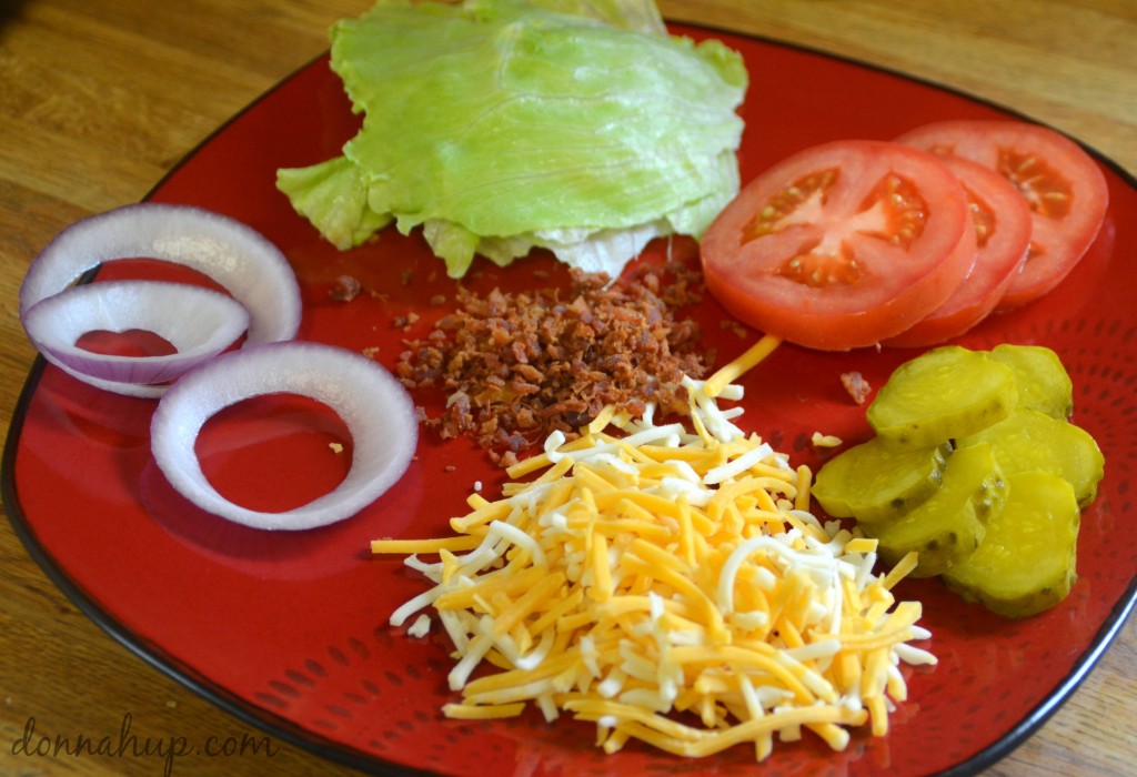 Everything Burger Bowl with Italian Dressing #Recipe #FoodDeservesDelicious #shop #cbias donnahup