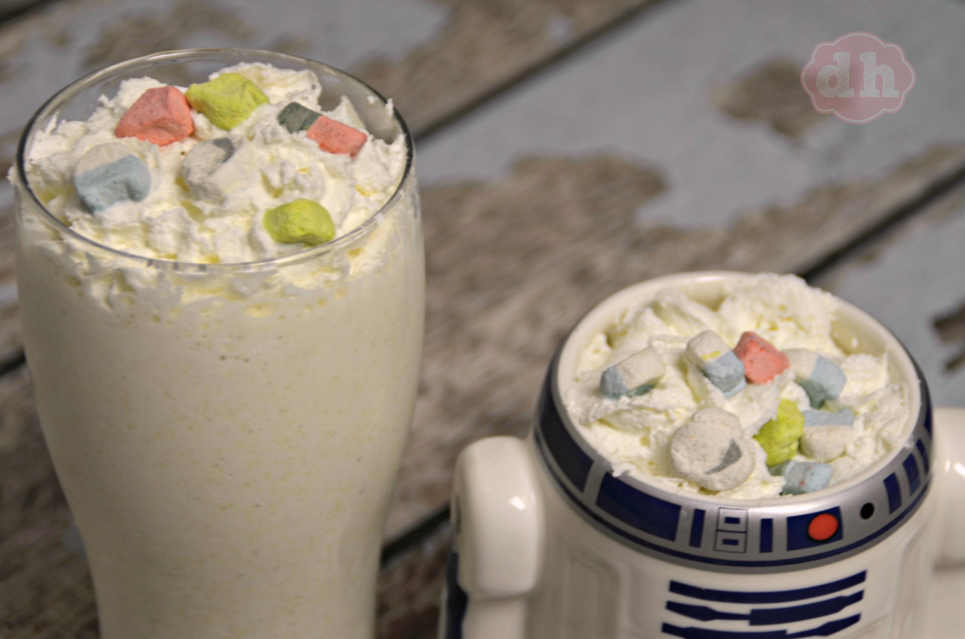 Star Wars™ Jedi Galactic Milk Shakes #AwakenYourTastebuds #CollectiveBias 