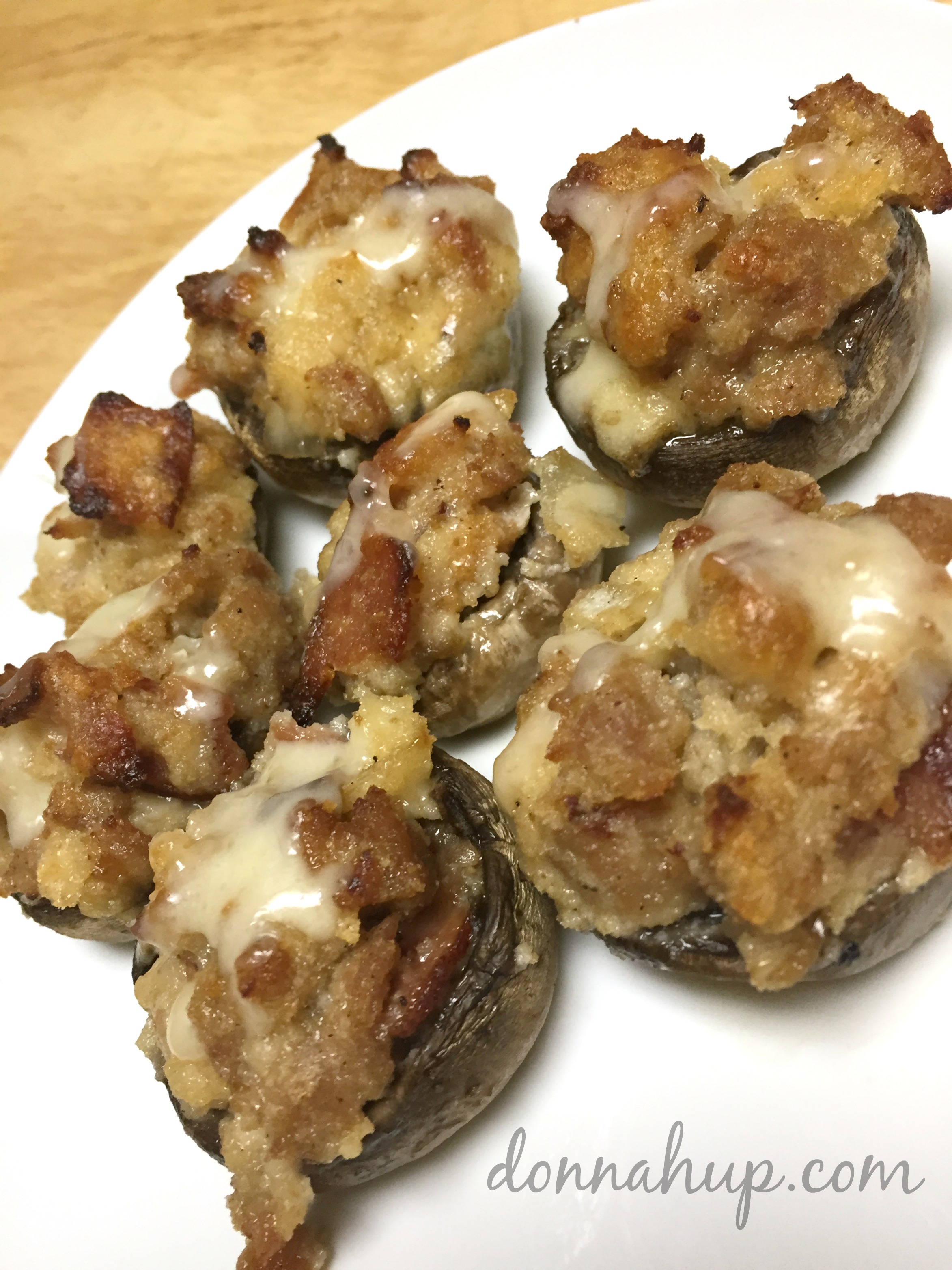 Appetizer Recipes Stuffed Mushrooms with Apple and Bacon