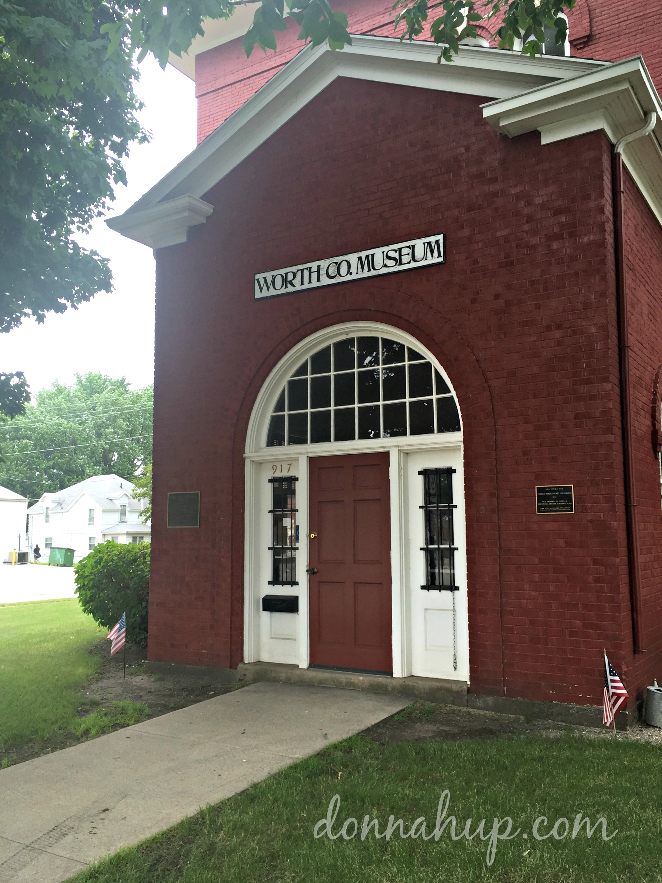 Taking a Look at our Past at the Worth Historical Museum