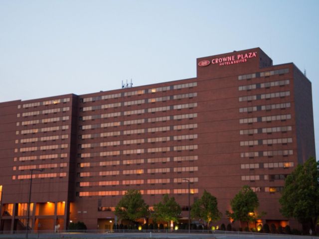 Crowne Plaza Aire in Minneapolis