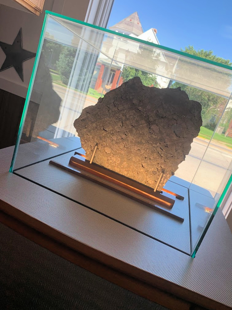 Largest Meteorite to fall in North America