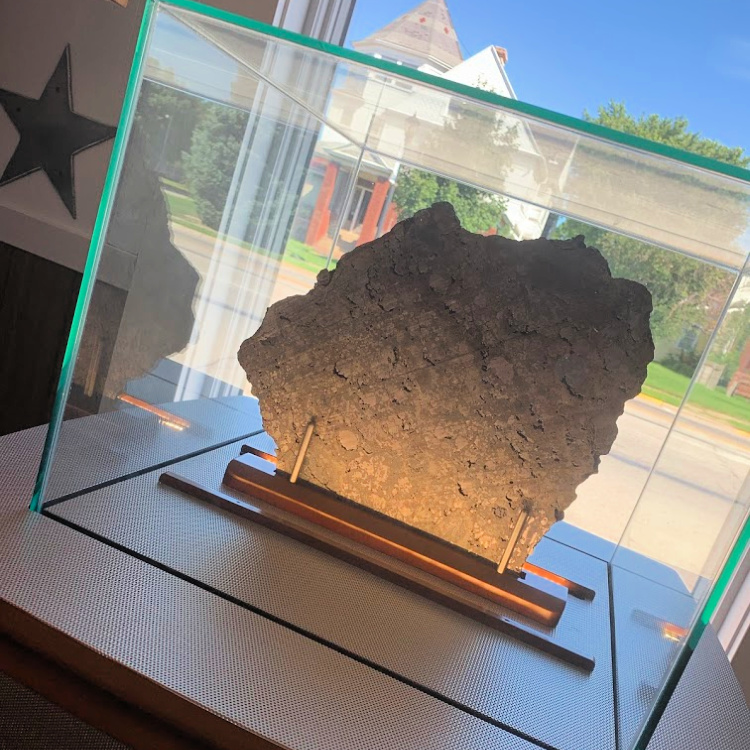 Largest Meteorite to fall in North America